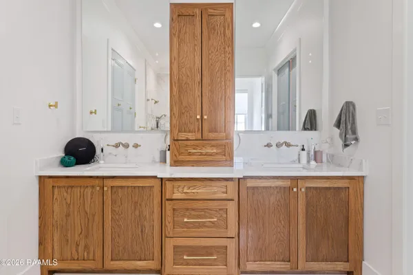 $3,500 | 1013 Camellia Boulevard, Unit A, Lafayette, LA 70508