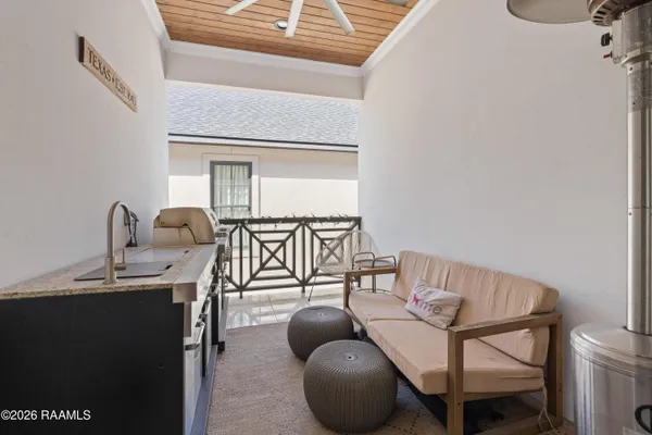 $3,500 | 1013 Camellia Boulevard, Unit A, Lafayette, LA 70508