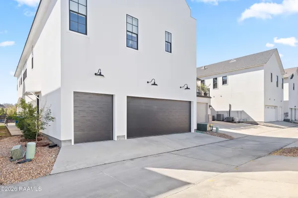 $3,500 | 1013 Camellia Boulevard, Unit A, Lafayette, LA 70508