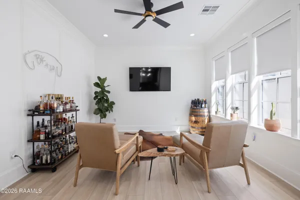 $3,500 | 1013 Camellia Boulevard, Unit A, Lafayette, LA 70508