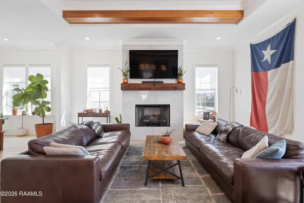 $3,500 | 1013 Camellia Boulevard, Unit A, Lafayette, LA 70508