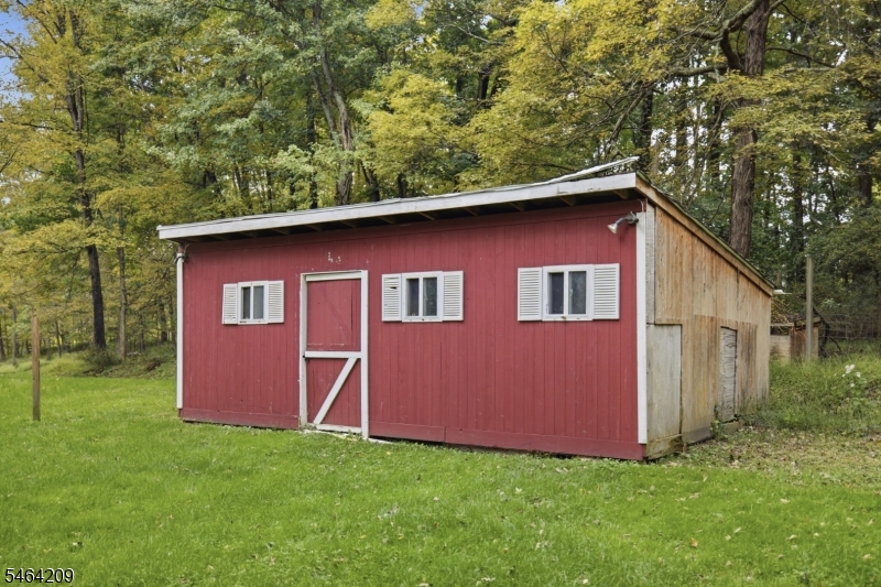 161 Pequest Road Andover, NJ 07821 - Photo 40 of 48 Gallery Image 40