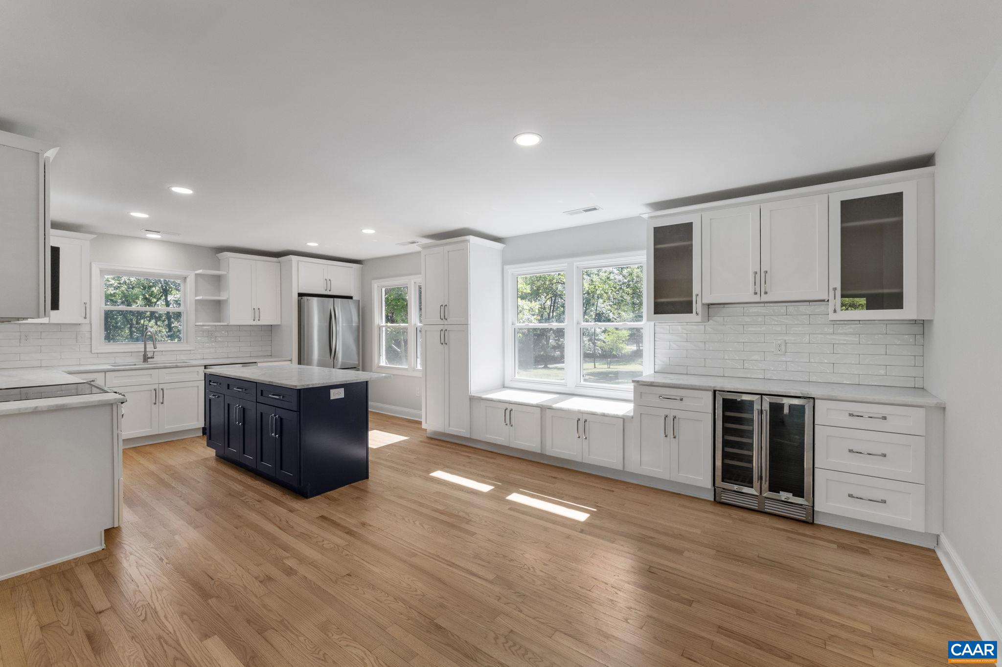 3209 Rolling Road Scottsville, VA 24590 - Photo 3 of 66 Gallery Image 3