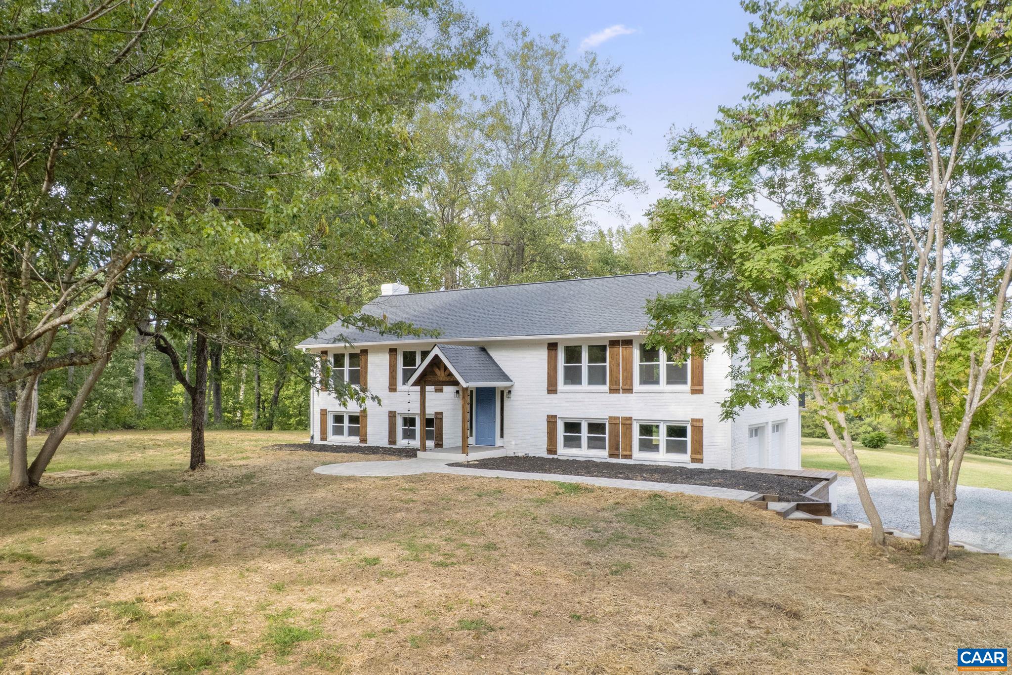 3209 Rolling Road Scottsville, VA 24590 - Photo 4 of 66 Gallery Image 4