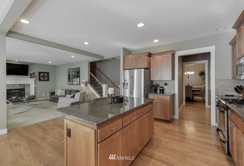 1624 170th Place Southeast Bothell, WA 98012 - Photo 3 of 21