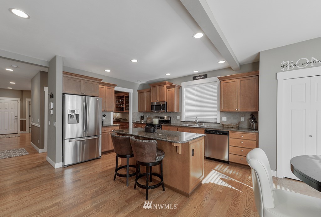 1624 170th Place Southeast Bothell, WA 98012 - Photo 4 of 21