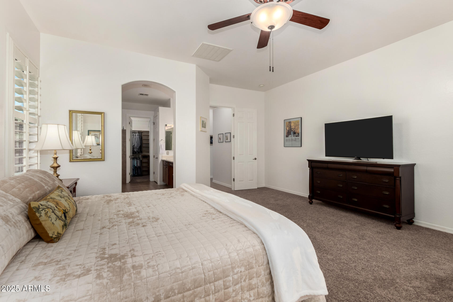 1246 East Baranca Road Gilbert, AZ 85297 - Photo 18 of 38 master bedroom