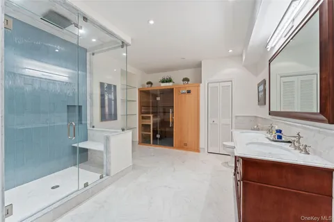 $6,195,000 | 5 Cooper Road, Scarsdale, NY 10583