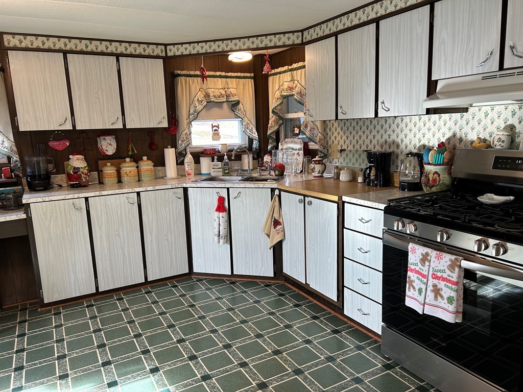 5690 Thompson Hill Road Gillett, PA 16925 - Photo 6 of 25