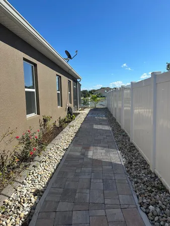 $2,600 | 3093 Slough Creek Drive, Kissimmee, FL 34744