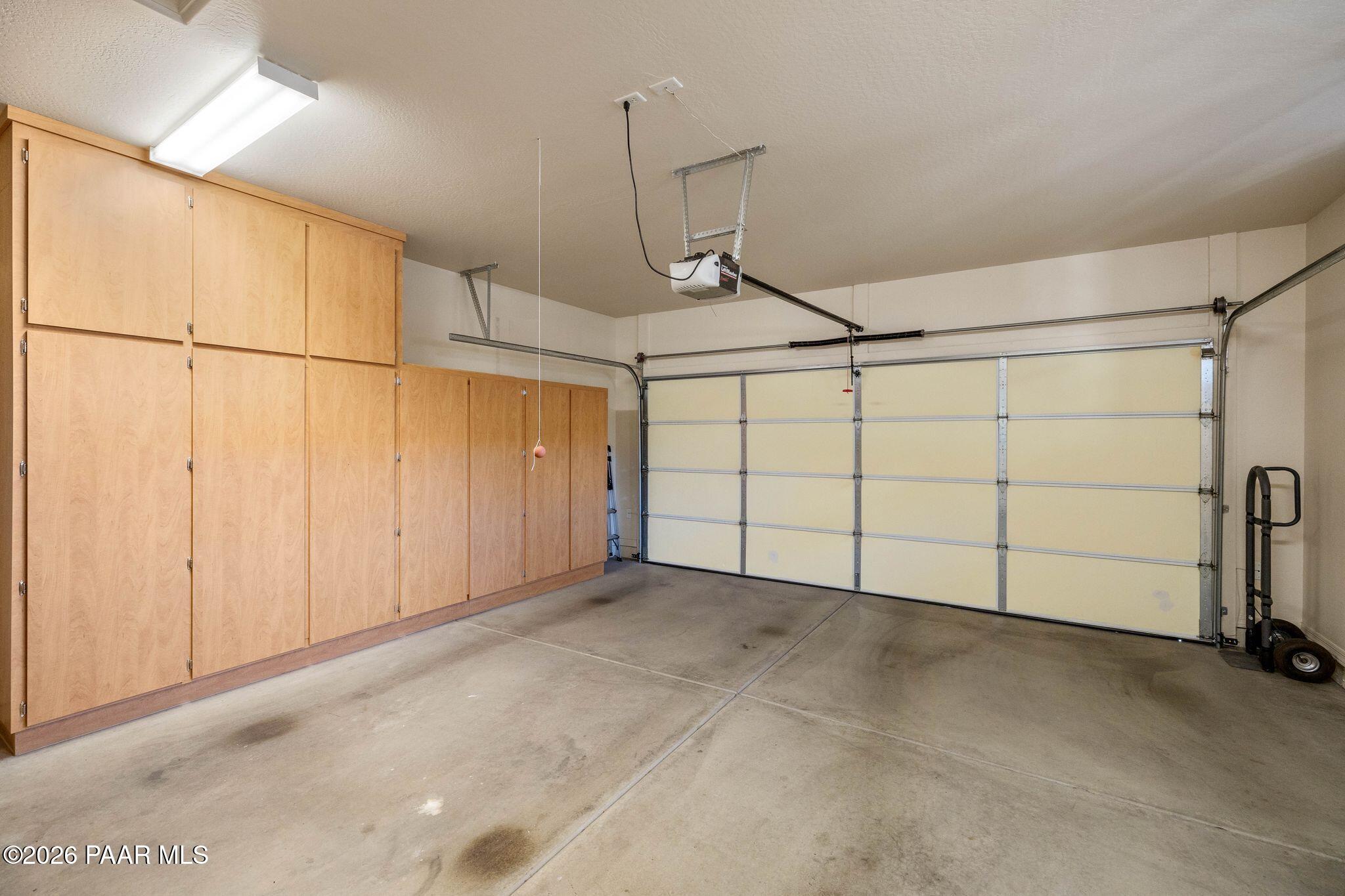 1268 Crown Ridge Drive Prescott, AZ 86301 - Photo 21 of 48 104-Garage