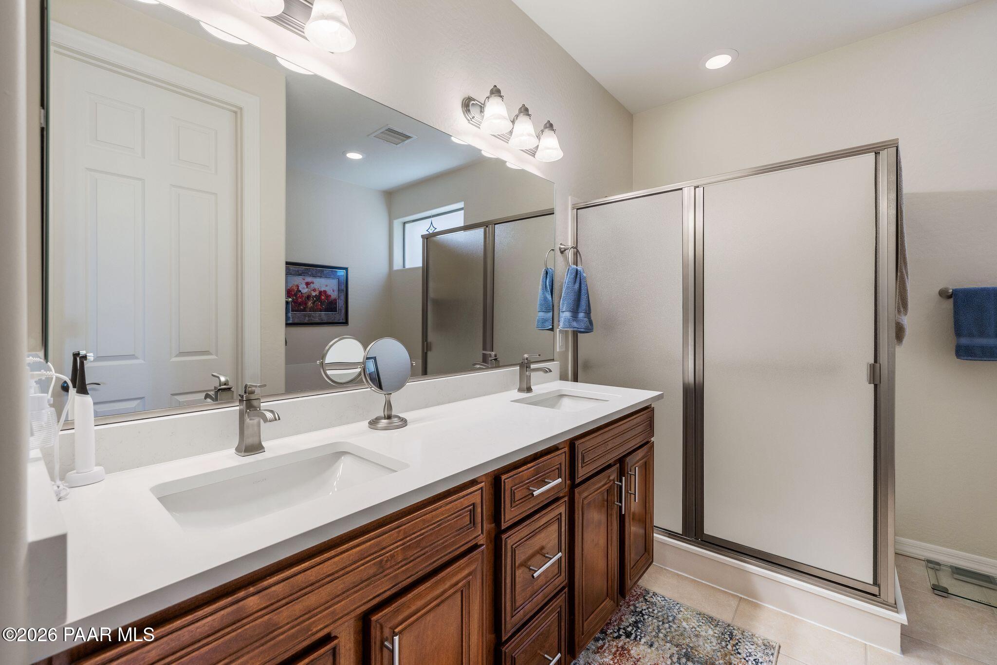 1268 Crown Ridge Drive Prescott, AZ 86301 - Photo 25 of 48 159-Primary Bathroom