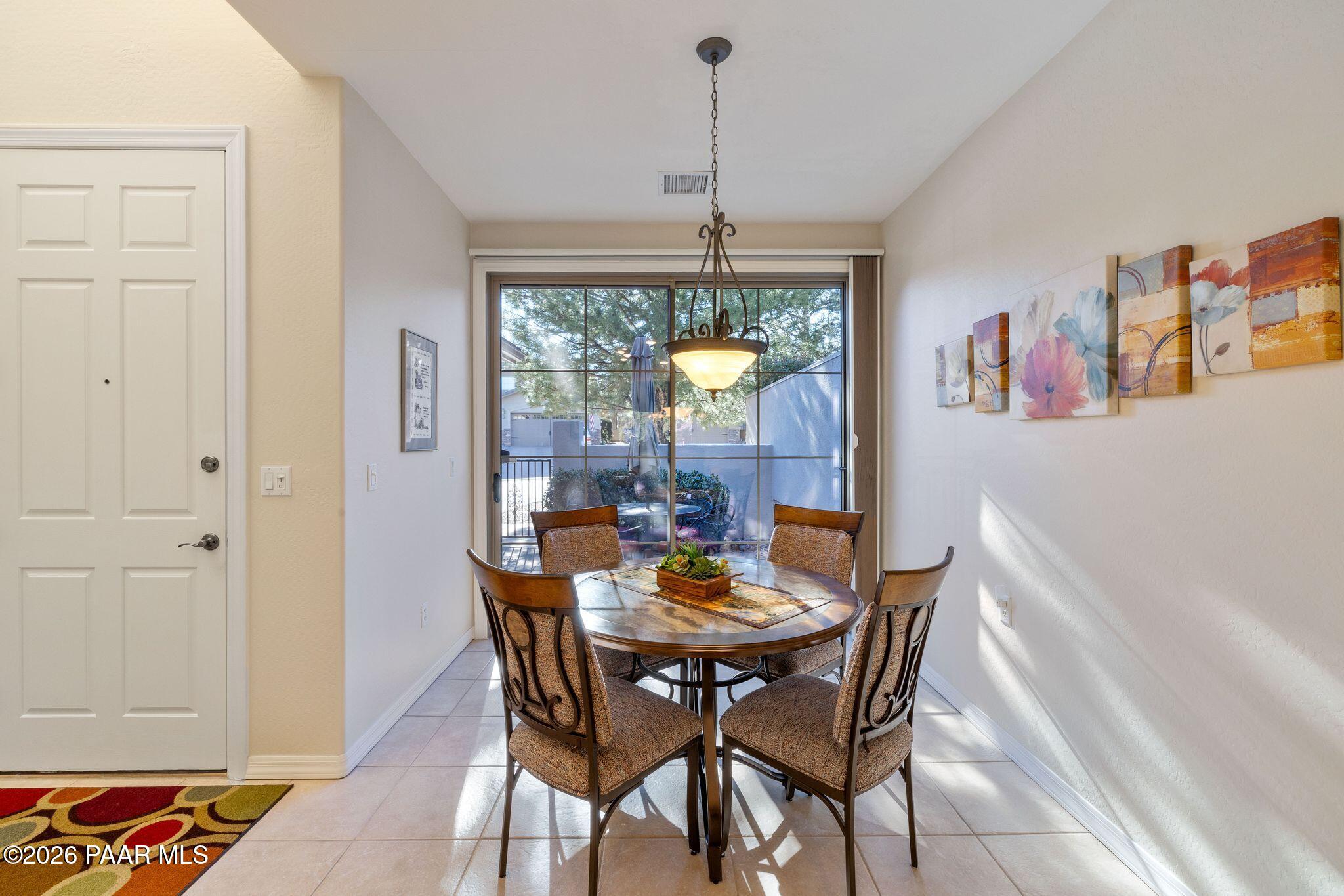 1268 Crown Ridge Drive Prescott, AZ 86301 - Photo 8 of 48 039-Breakfast Nook