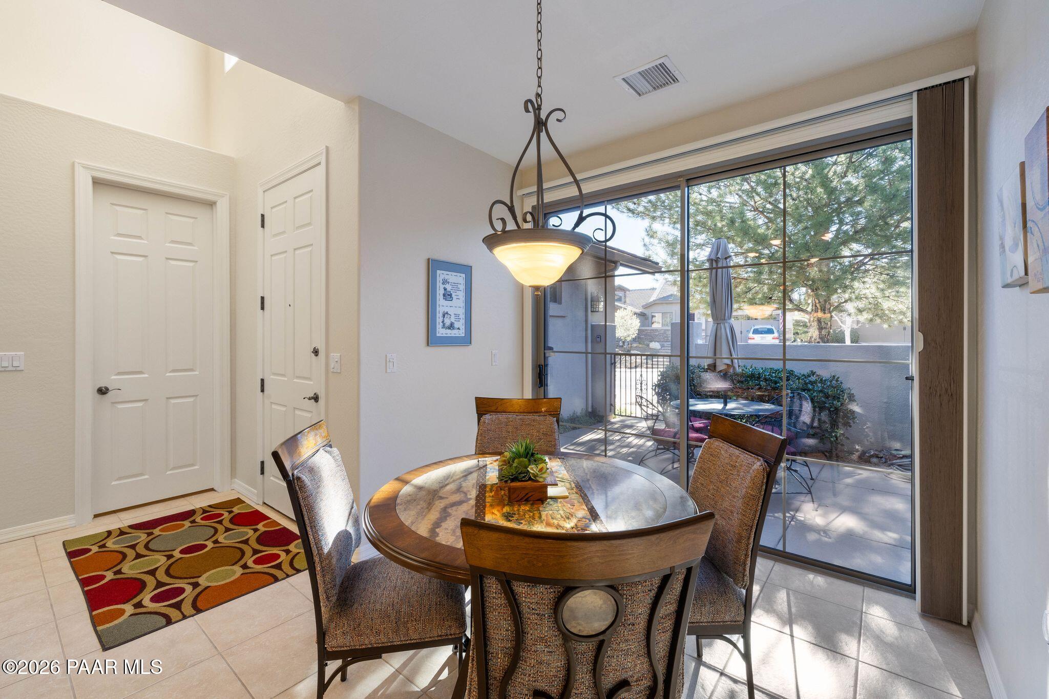 1268 Crown Ridge Drive Prescott, AZ 86301 - Photo 9 of 48 044-Breakfast Nook