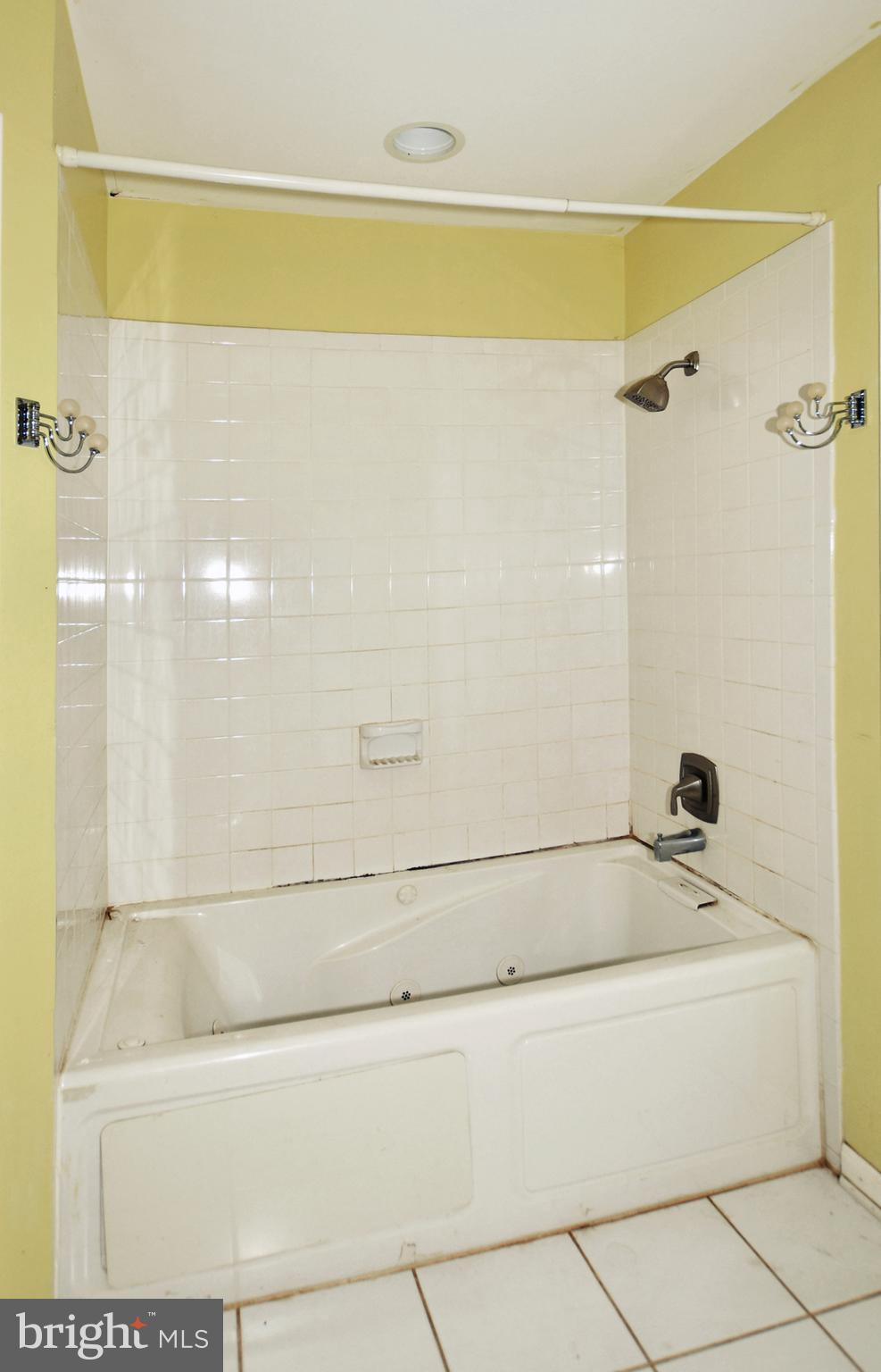 4522 Randolph Road Silver Spring, MD 20906 - Photo 10 of 32 Gallery Image 10