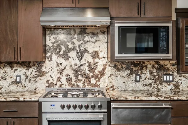 $6,000 | 4900 Balcones Drive, Austin, TX 78731