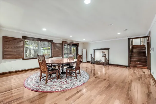 $6,000 | 4900 Balcones Drive, Austin, TX 78731