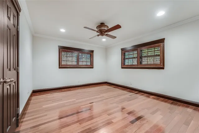 $6,000 | 4900 Balcones Drive, Austin, TX 78731