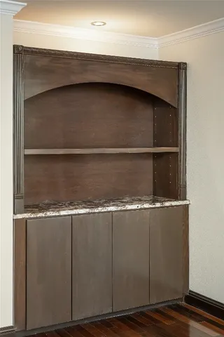 $6,000 | 4900 Balcones Drive, Austin, TX 78731