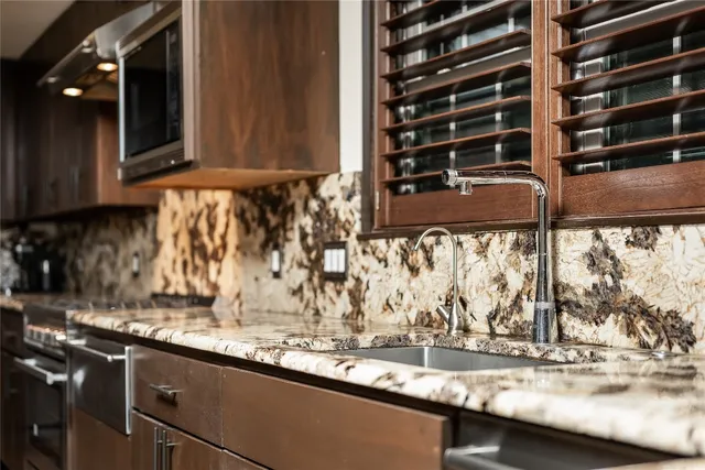 $6,000 | 4900 Balcones Drive, Austin, TX 78731