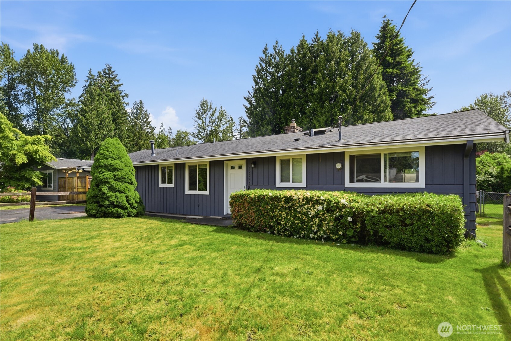 12264 156th Avenue Southeast Renton, WA 98059 - Photo 6 of 35