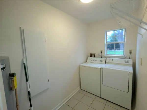 $300,000 | 418 Texas Street, Tomball, TX 77375