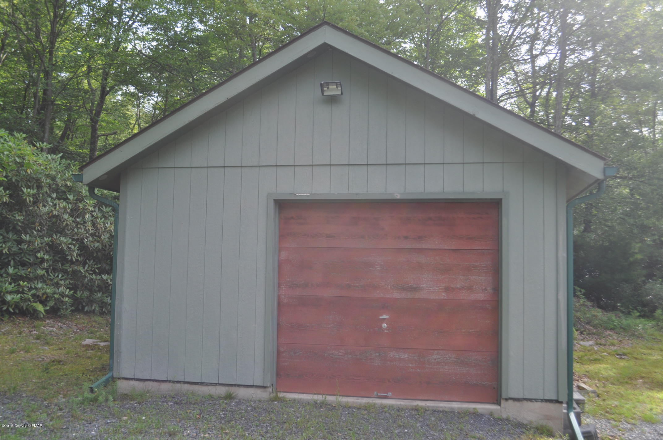 95 Algonkin Road Jim Thorpe, PA 18229 - Photo 13 of 14 Garage Main