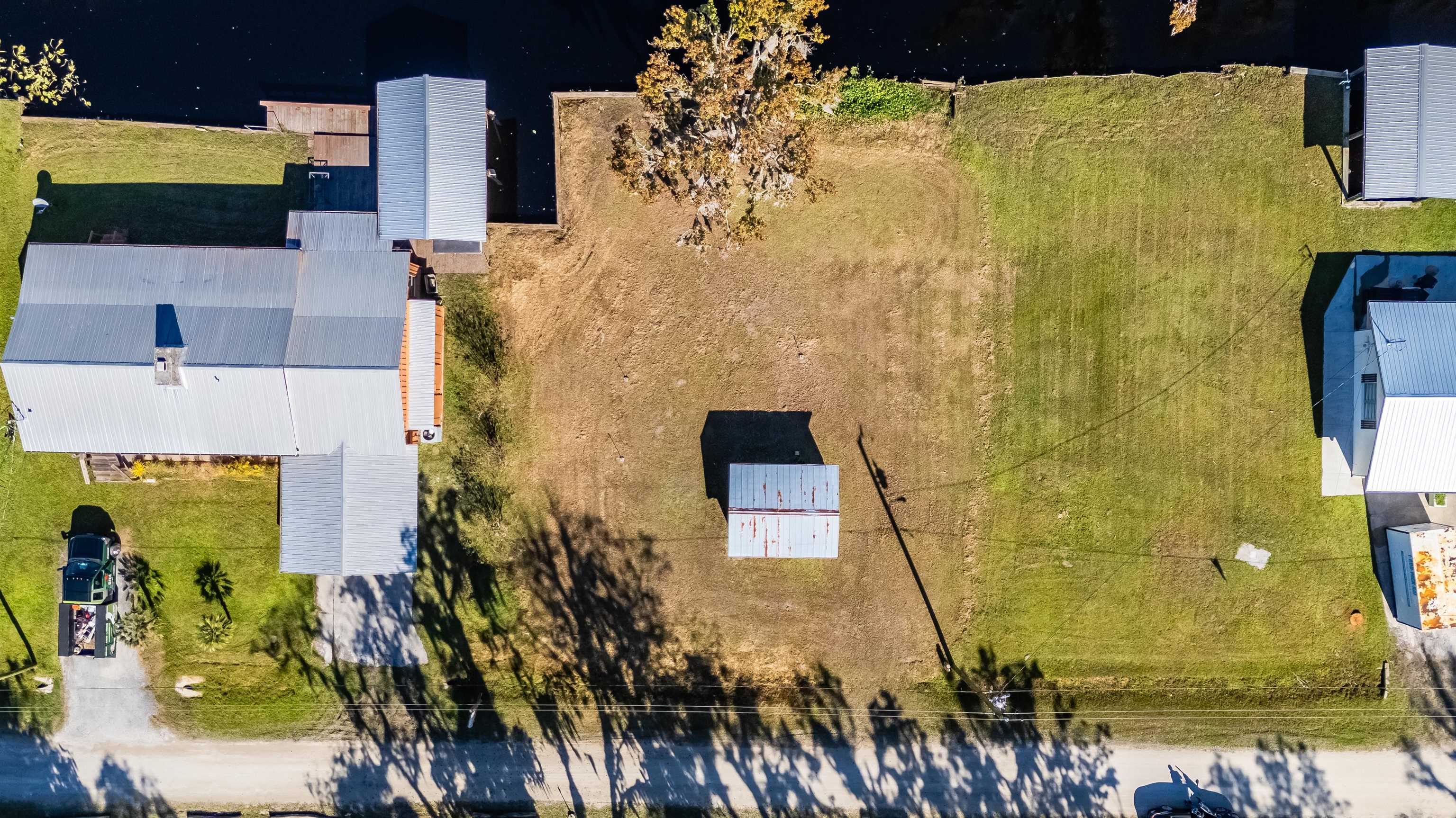 142 Hick's Avenue Crescent City, FL 32112 - Photo 4 of 16 view of a house