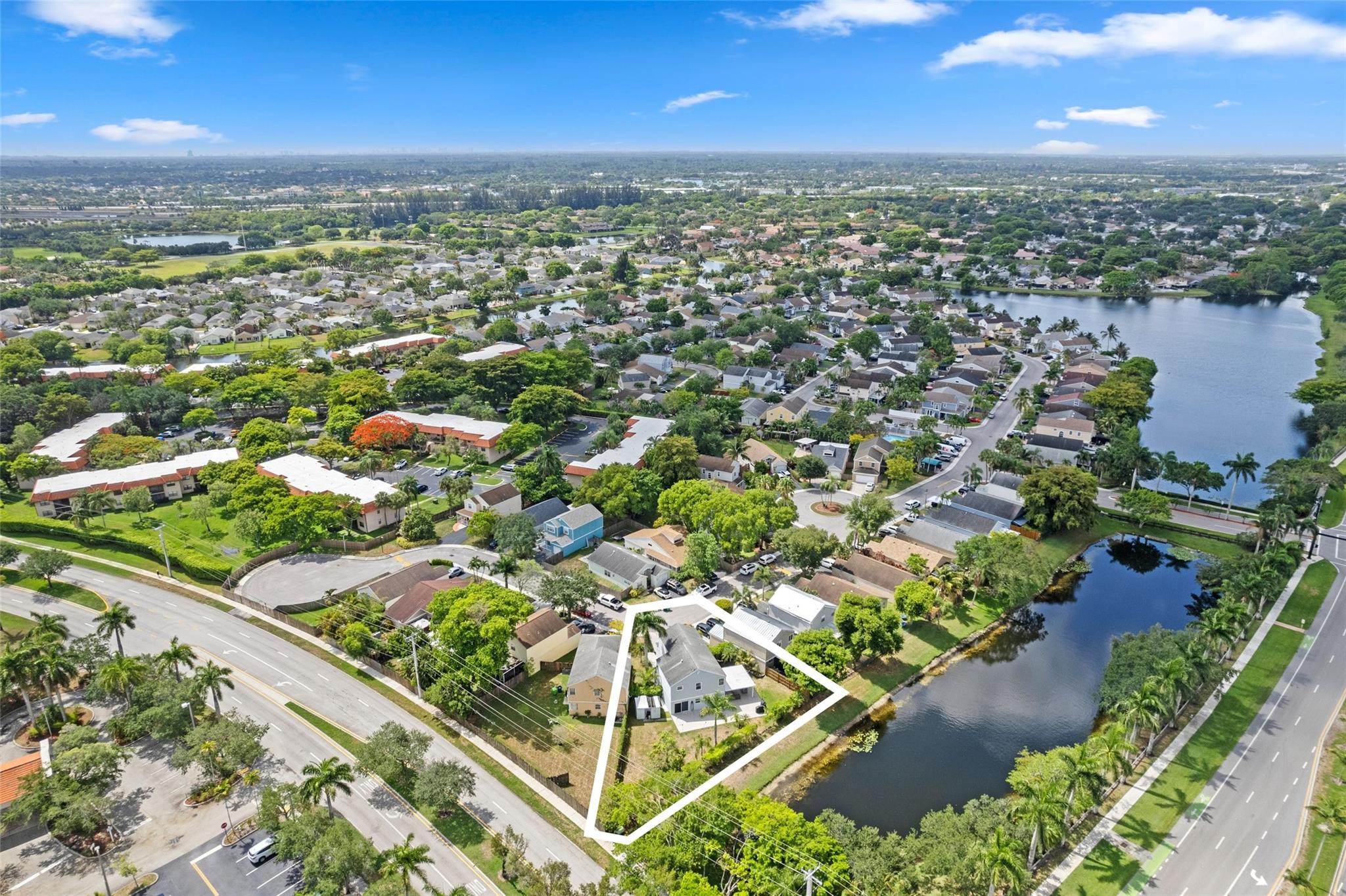 133 Southwest 159th Way Sunrise, FL 33326 - Photo 31 of 38 an aerial view of residential houses with outdoor space and river