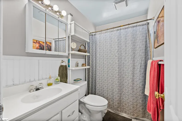 $220,000 | 9 Michael Drive, Greenville, SC 29611