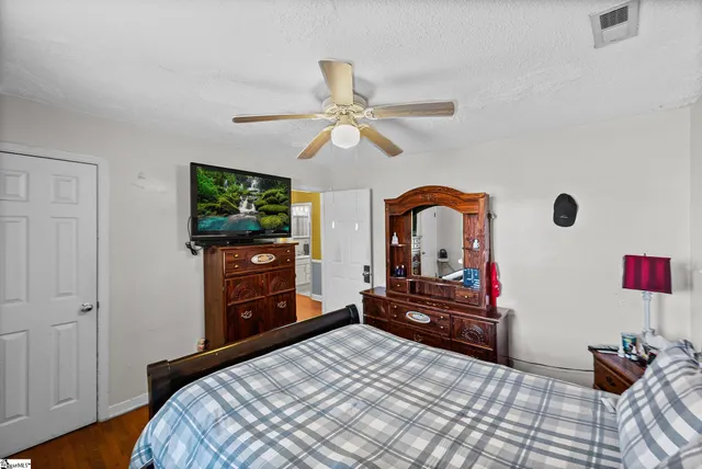 $230,000 | 9 Michael Drive, Greenville, SC 29611