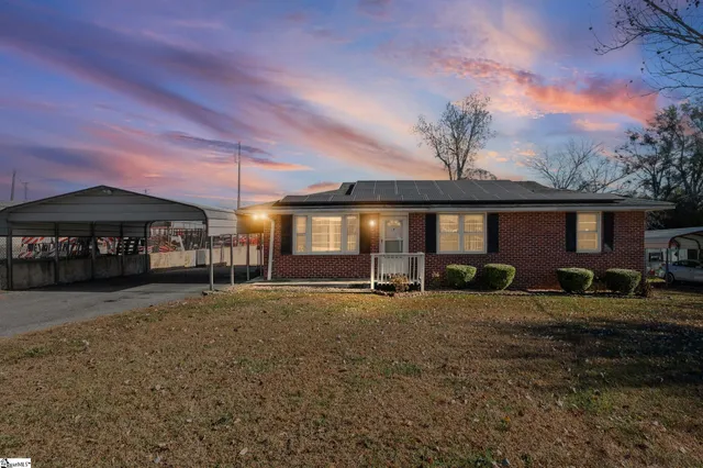 $230,000 | 9 Michael Drive, Greenville, SC 29611