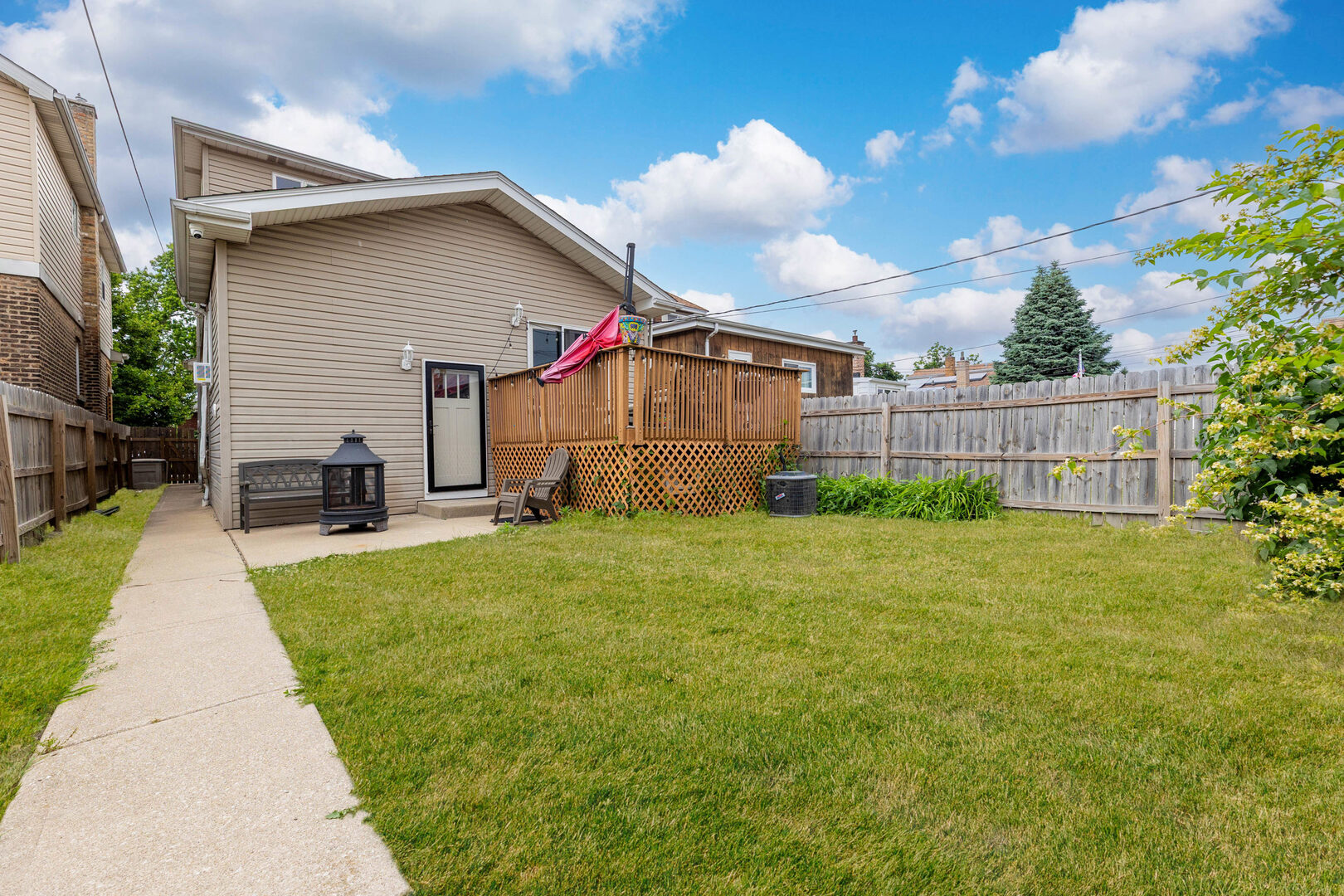 6017 South Monitor Avenue Chicago, IL 60638 - Photo 30 of 35