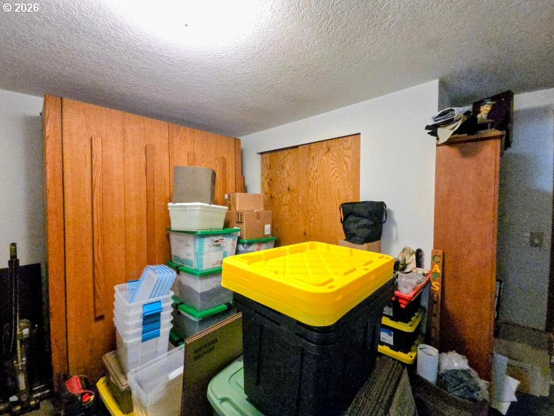 66642 East Bay Road, Unit 60 North Bend, OR 97459 - Photo 25 of 40