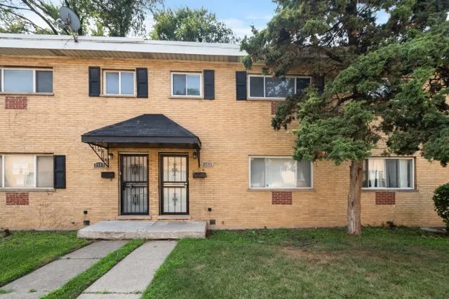 $124,900 | 2191 171st Street, Hazel Crest, IL 60429