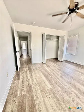 $198,900 | 801 Hopkins Street, Yoakum, TX 77995