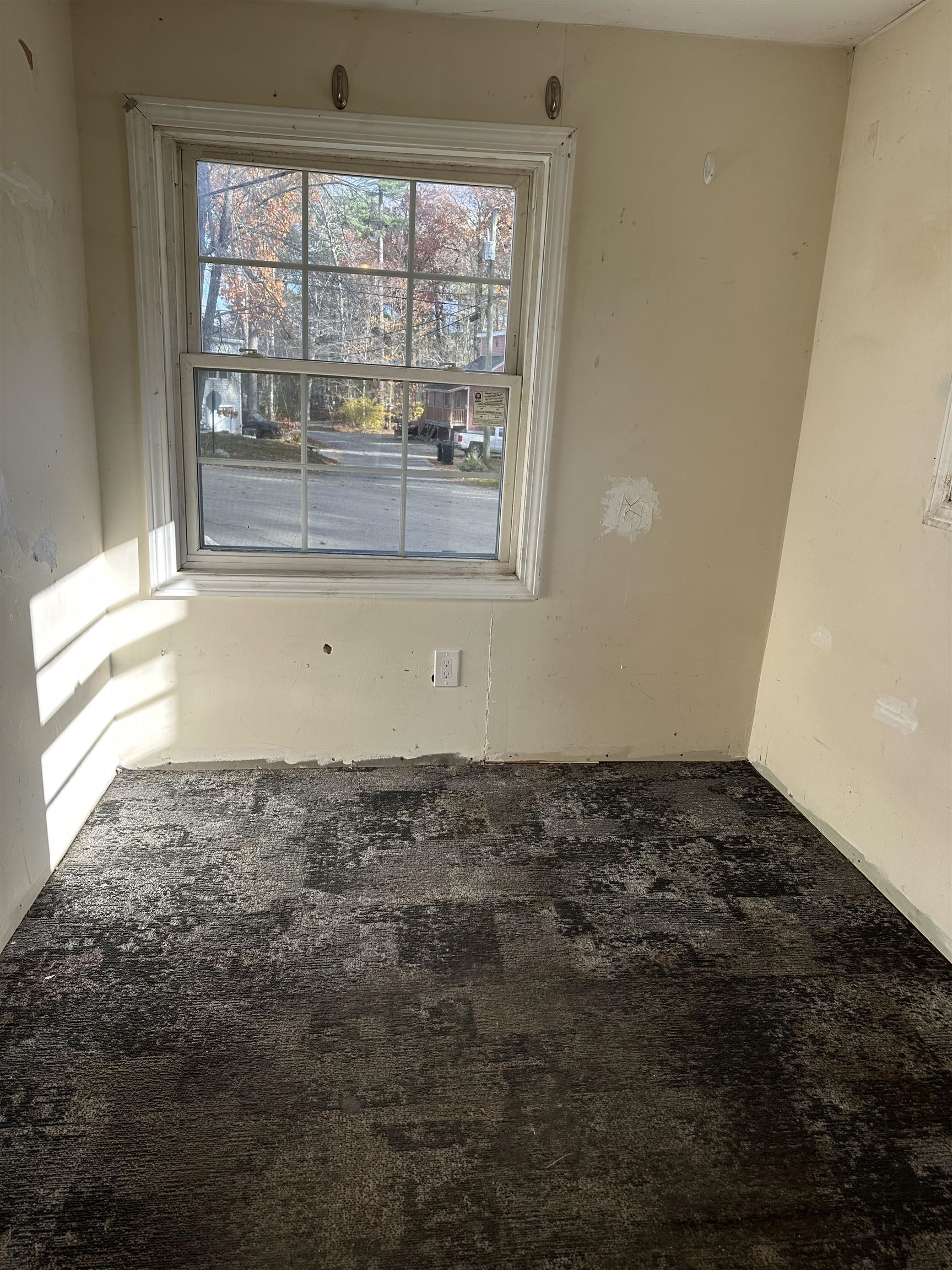 116 Chases Grove Road Derry, NH 03038 - Photo 16 of 31