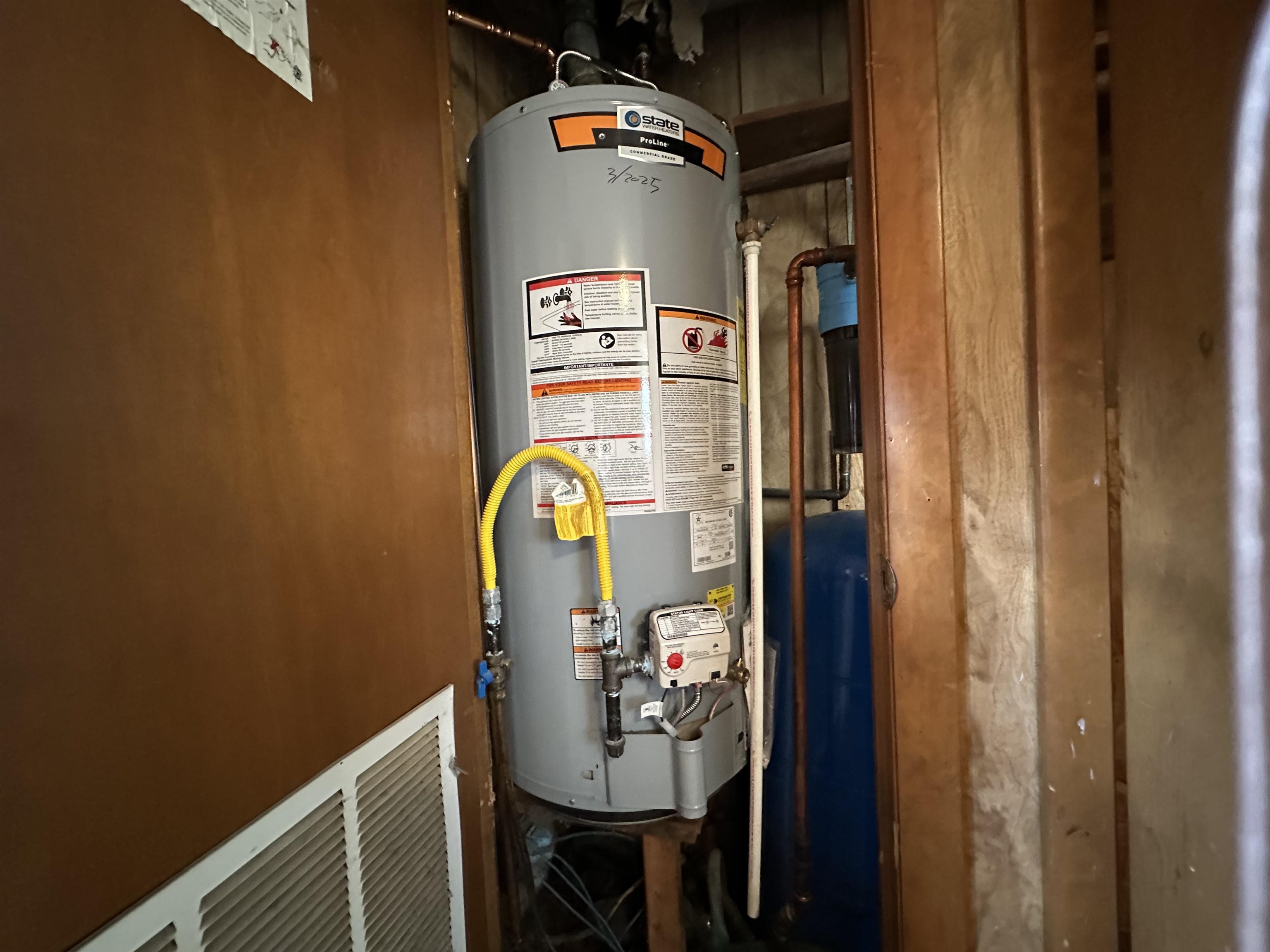 116 Chases Grove Road Derry, NH 03038 - Photo 21 of 31