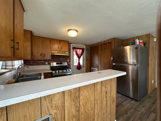 $179,000 | 116 Chases Grove Road, Derry, NH 03038