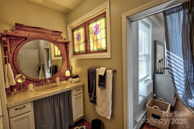 $485,000 | 1333 Pigeon Creek Road, Bryson City, NC 28713