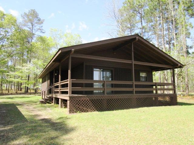1115 Cleveland Street Elloree, SC 29047 - Photo 11 of 19 Covered Porch
