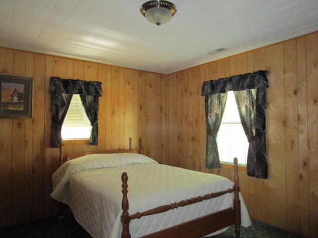 1115 Cleveland Street Elloree, SC 29047 - Photo 9 of 19 Guest Bedroom #2