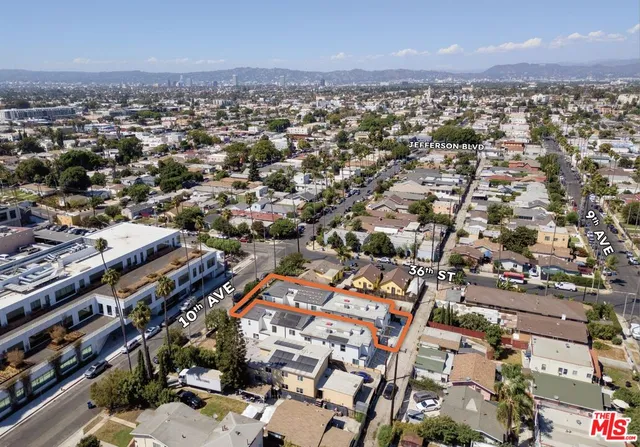 $2,375,000 | 3608 10th Avenue, Los Angeles, CA 90018