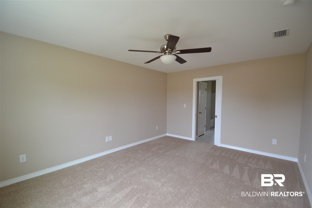 122 Eagle's Loop Robertsdale, AL 36567 - Photo 8 of 11