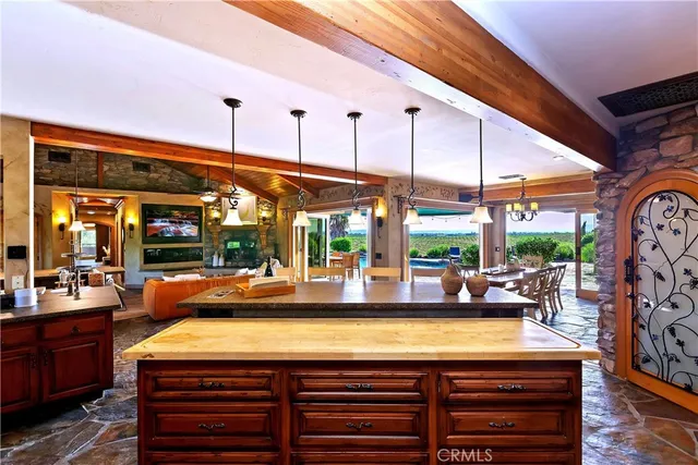 $3,988,000 | 40125 Camino Del Vino, Temecula, CA 92592