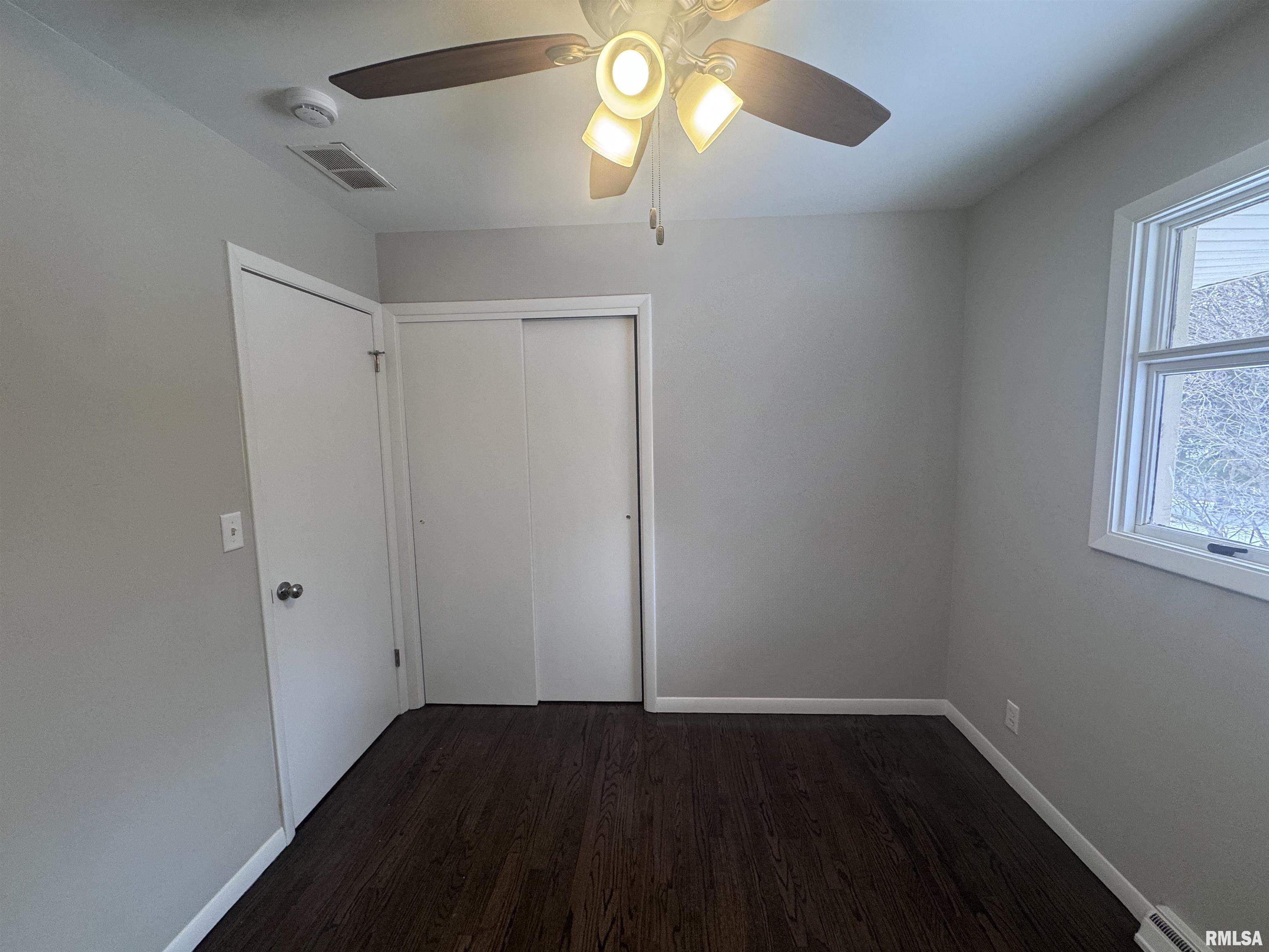 56 Southwood Drive Decatur, IL 62521 - Photo 14 of 27