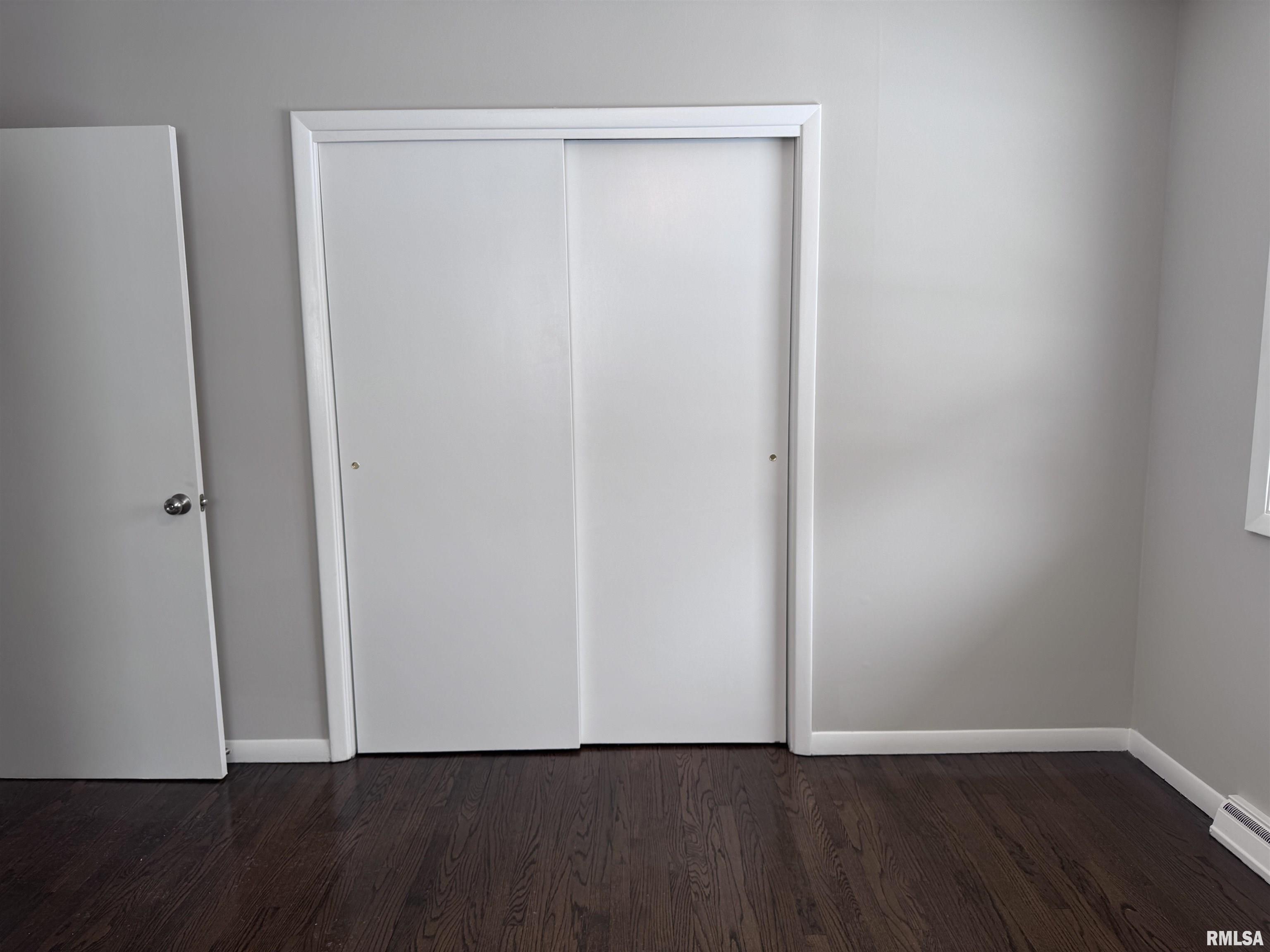 56 Southwood Drive Decatur, IL 62521 - Photo 9 of 27