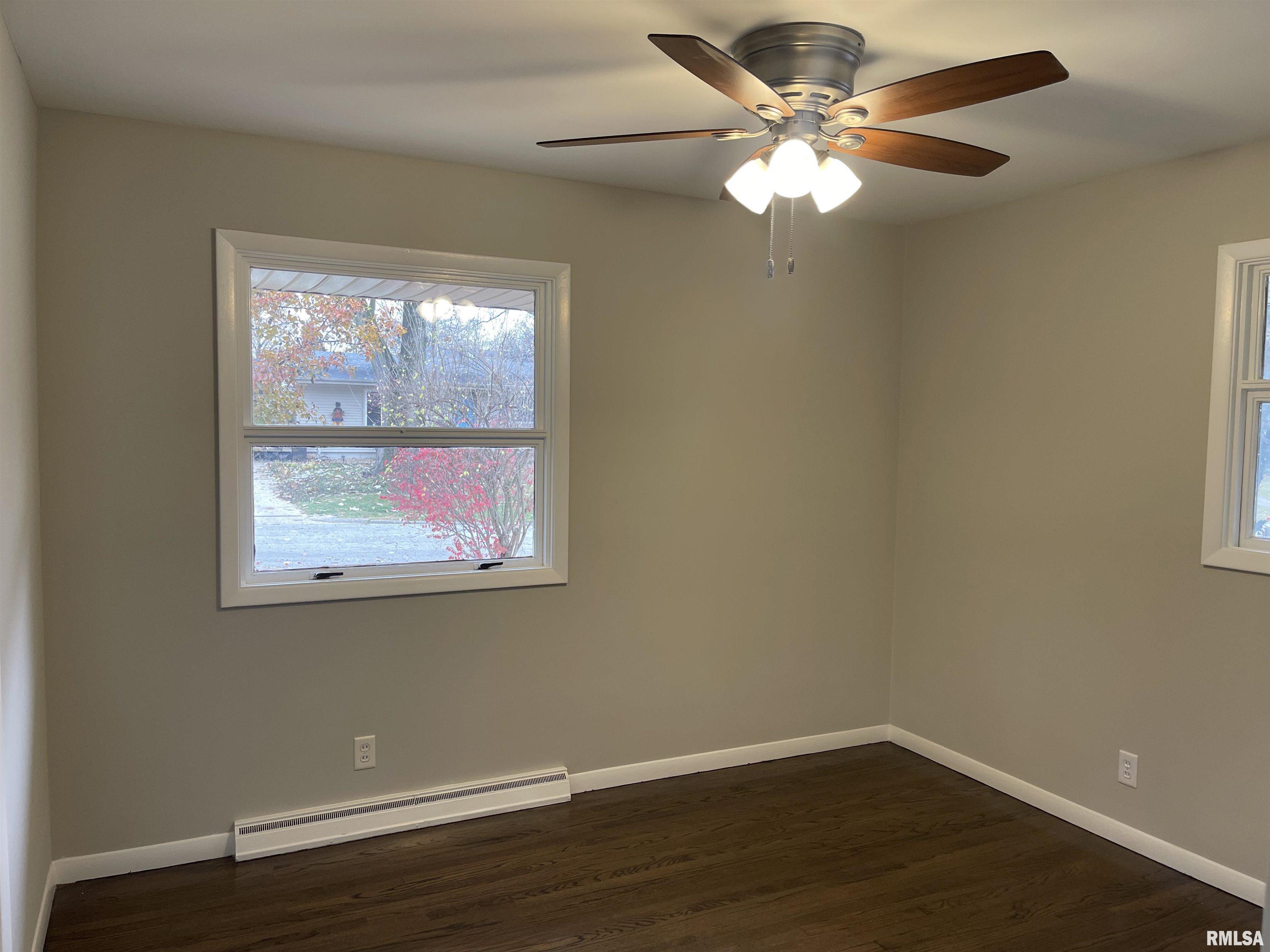 56 Southwood Drive Decatur, IL 62521 - Photo 10 of 27