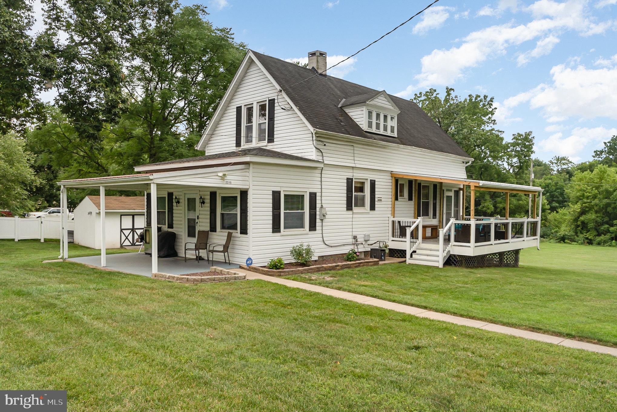 2315 Trolley Road York, PA 17408 - Photo 3 of 36