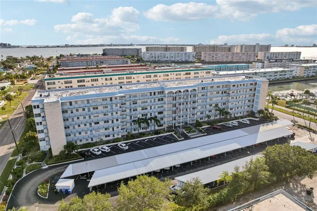 $235,900 | 2850 59th Street South, Unit 501, Gulfport, FL 33707